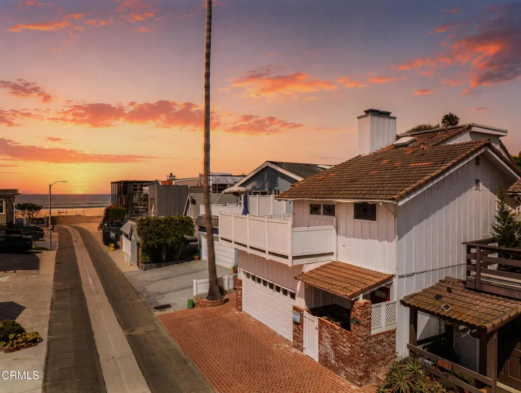 Single Family Residence for sale at 999 Waterbury Lane, Ventura, CA featuring 4 beds and 3 baths