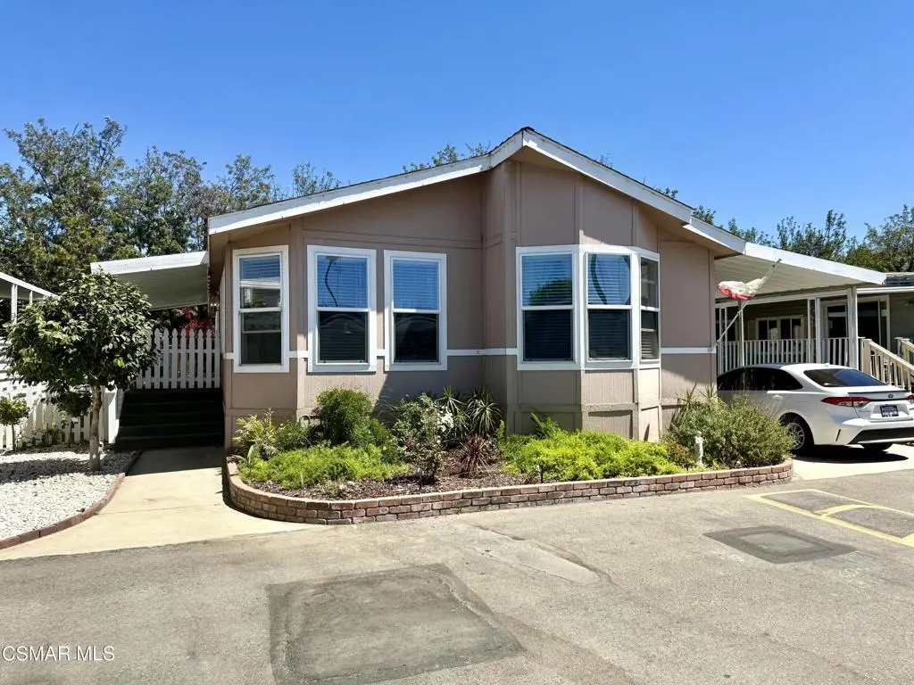 4388 Central Avenue 127, Camarillo, CA — listing photo 1