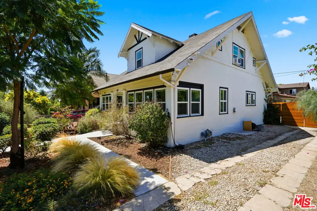 Single Family Residence for sale at 527 W 52nd Street, Los Angeles, CA featuring 3 beds and 1 bath