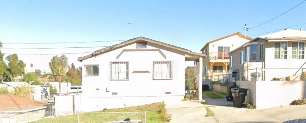 Single Family Residence for sale at 4166 Newton Avenue, San Diego, CA featuring 2 beds and 1 bath