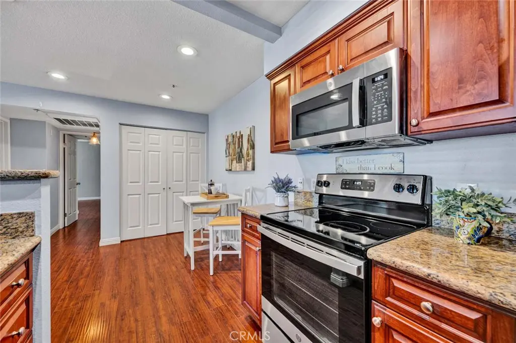 3500 S Greenville G15, Santa Ana, CA — listing photo 1