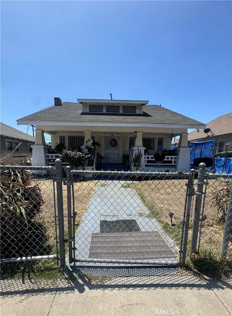 Single Family Residence for sale at 1336 W 46th St, Los Angeles, CA featuring 3 beds and 2 baths