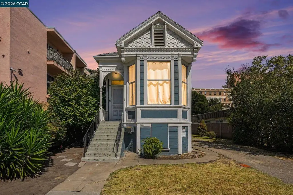 Single Family Residence for sale at 3414 Andover St., Oakland, CA featuring 3 beds and 2 baths