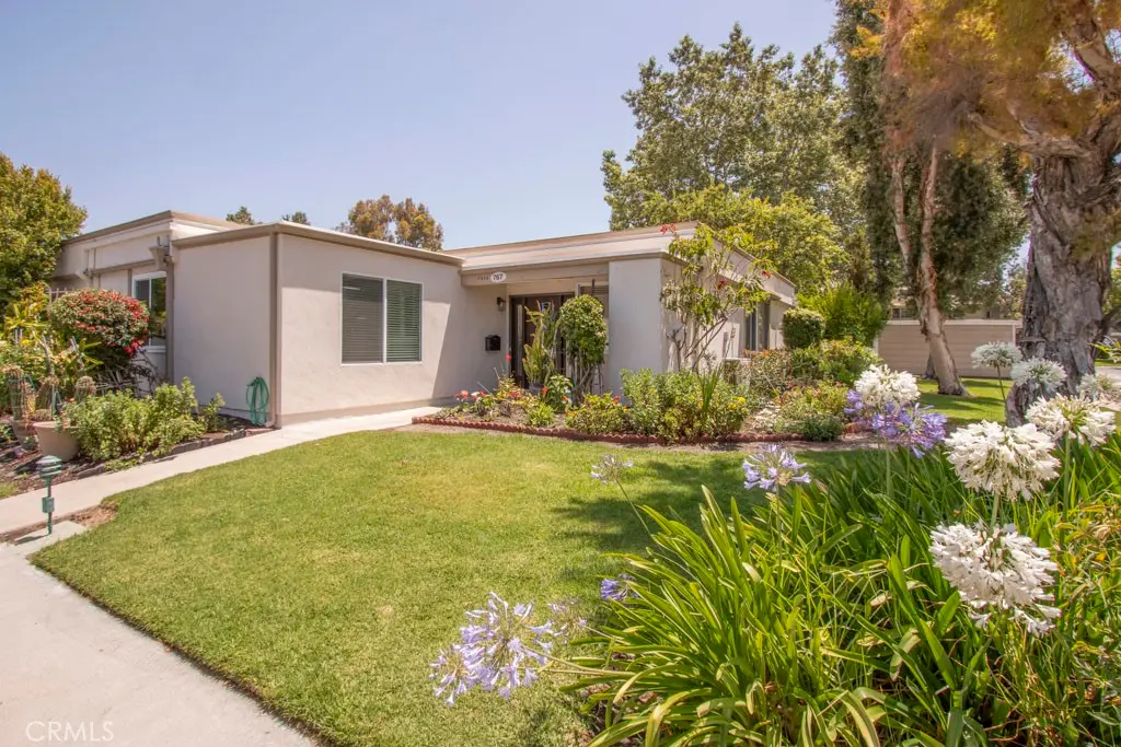 767 Calle Aragon A, Laguna Woods, CA — listing photo 1