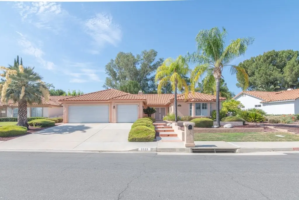 Single Family Residence for sale at 2699 Peach Tree St, Hemet, CA featuring 3 beds and 2 baths