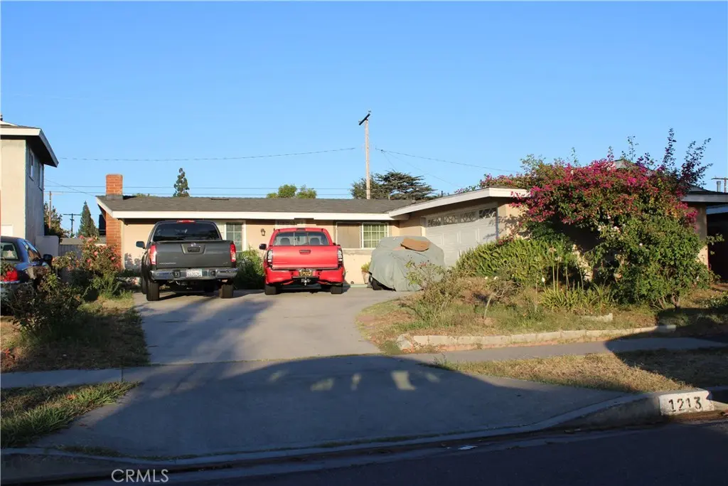 1213 S Corta Drive, Santa Ana, CA — listing photo 1