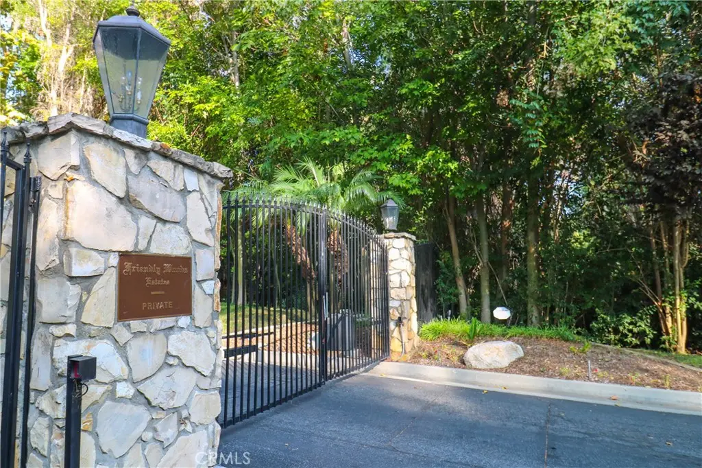 Townhouse for sale at 9455 Friendly Woods, Whittier, CA featuring 3 beds and 3 baths