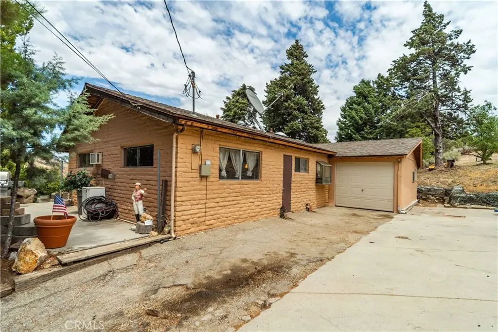 42766 Ranch Club Road, Lake Hughes, CA — listing photo 1