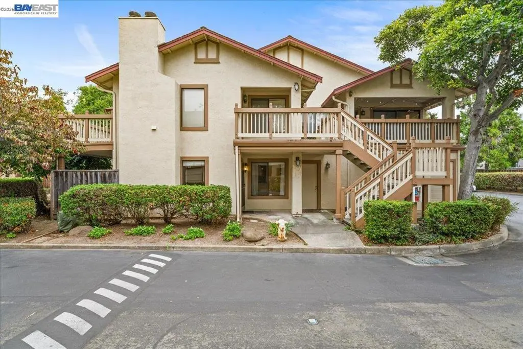 Condominium for sale at 951 Cherry Glen Cir, Fremont, CA featuring 2 beds and 2 baths