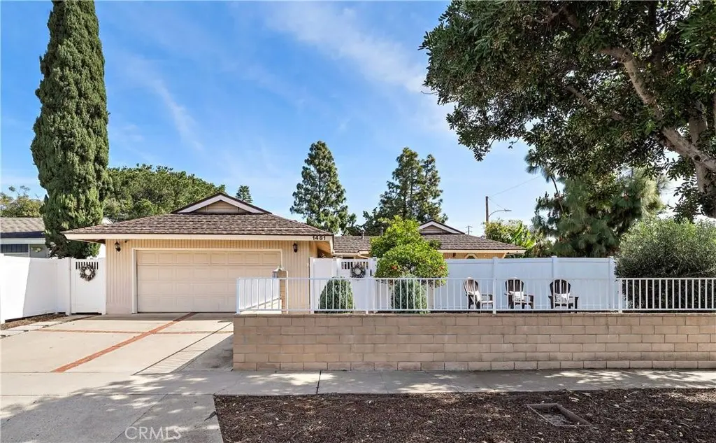 Single Family Residence for rent at 1481 Lance, Tustin, CA featuring 4 beds and 2 baths
