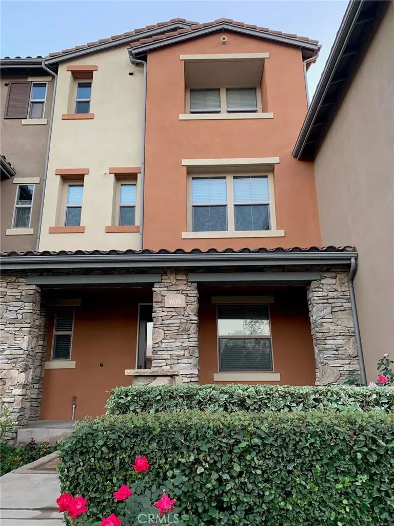 608 Asbury Drive, Claremont, CA — listing photo 1