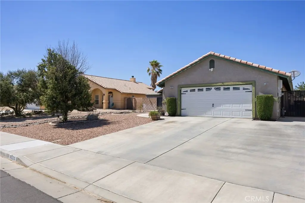 3325 Poplar st, Rosamond, CA — listing photo 1
