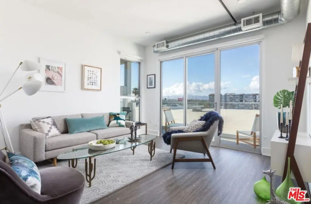 4210 Del Rey Avenue 201, Marina Del Rey, CA — listing photo 1