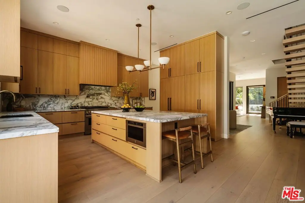 4554 Wortser Avenue, Studio City, CA — listing photo 1