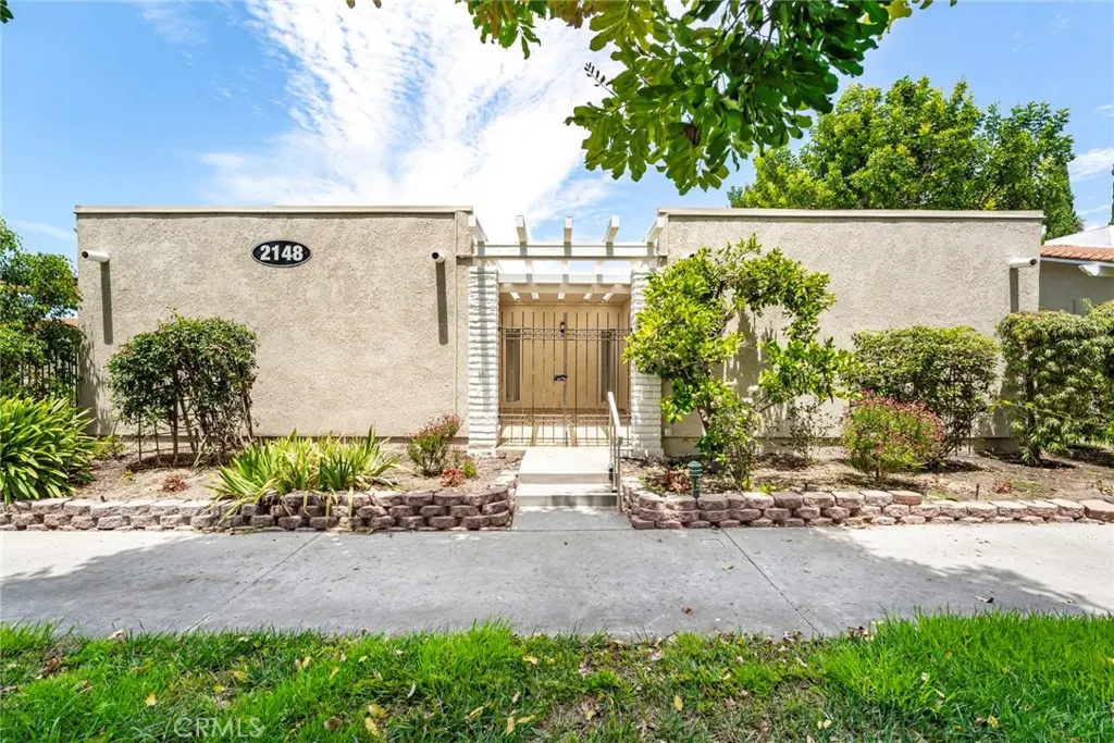 2148 Ronda Granada A, Laguna Woods, CA — listing photo 1