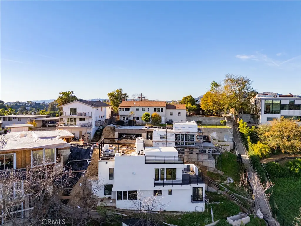 Single Family Residence for sale at 2265 Fair Oak View, Los Angeles, CA featuring 3 beds and 4 baths