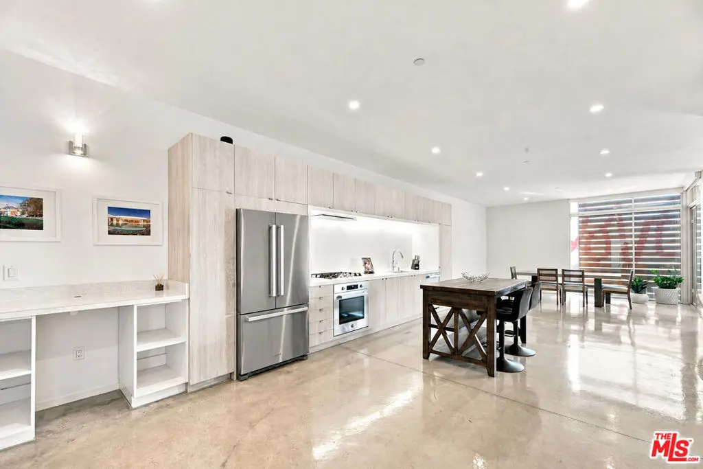 901 Hancock Avenue 201, West Hollywood, CA — listing photo 1