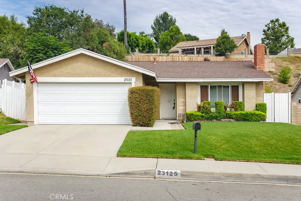 23125 Pamplico Drive, Valencia, CA — listing photo 1