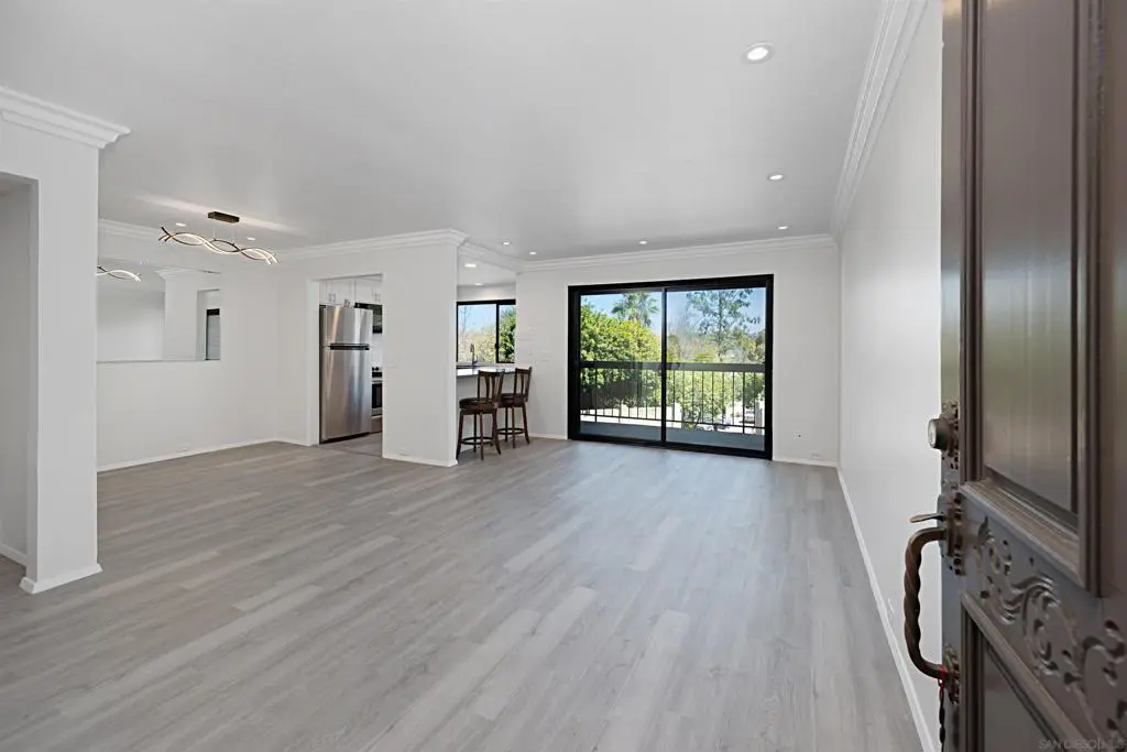 5125 FONTAINE STREET 105, Del Cerro, CA — listing photo 1