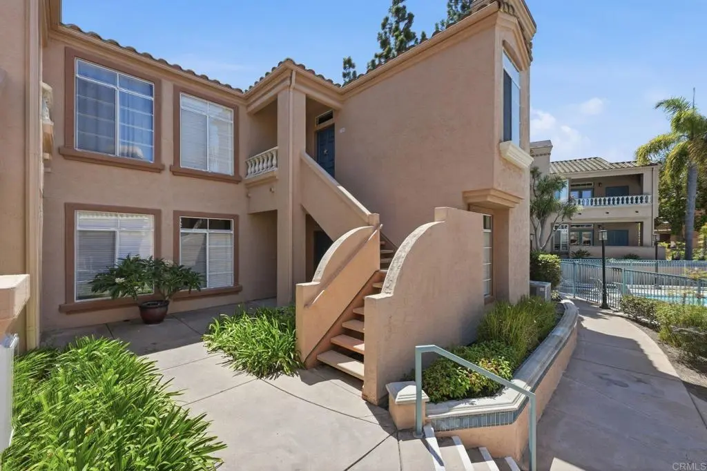 3581 Cameo Drive 34, Oceanside, CA — listing photo 1