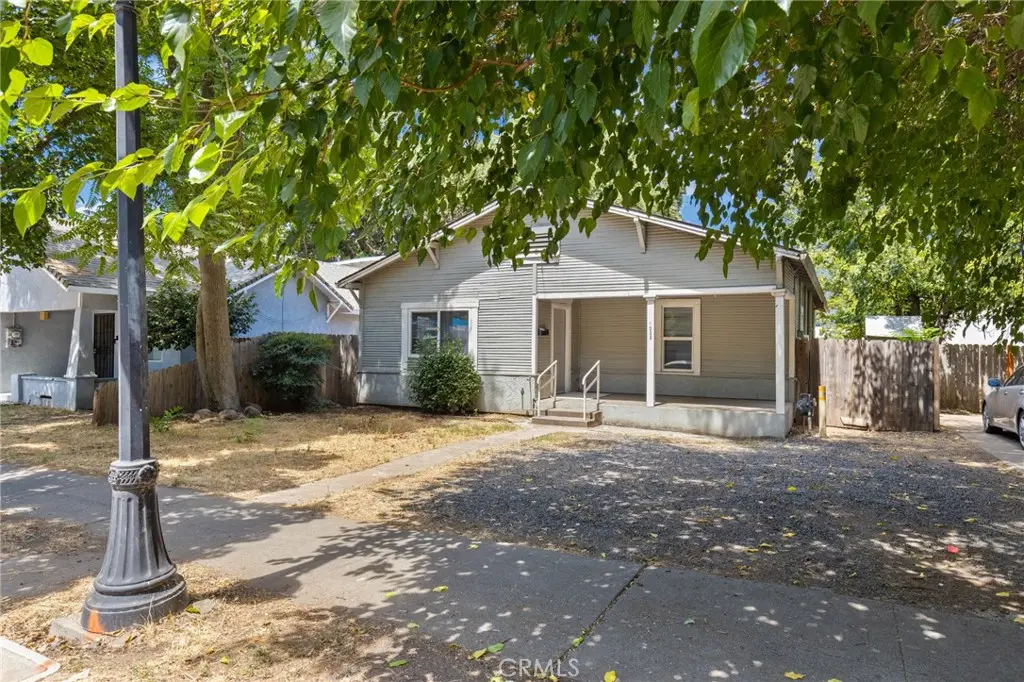 1038 W 5th Street, Chico, CA — listing photo 1