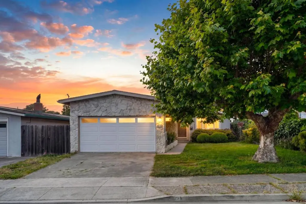 Single Family Residence for sale at 339 Greenway Drive, Pacifica, CA featuring 3 beds and 3 baths