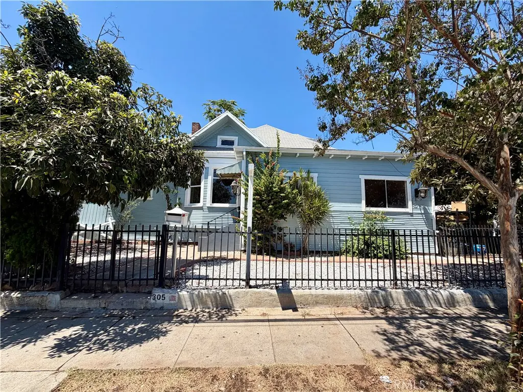 Quadruplex for sale at 305 S Mott, Los Angeles, CA