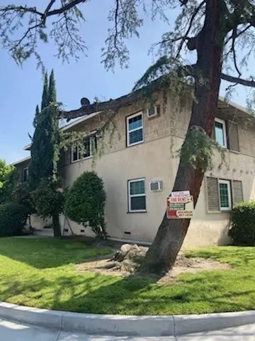 Residential Lease for rent at 2140 -1/2 Lincoln Street N, Burbank, Los Angeles County, CA featuring 2 beds and 1 bath