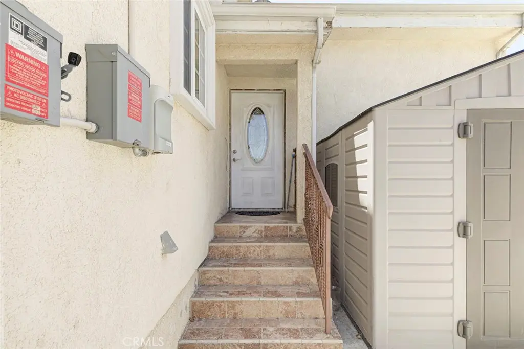 6641 A Agnes Avenue, North Hollywood, CA — listing photo 1