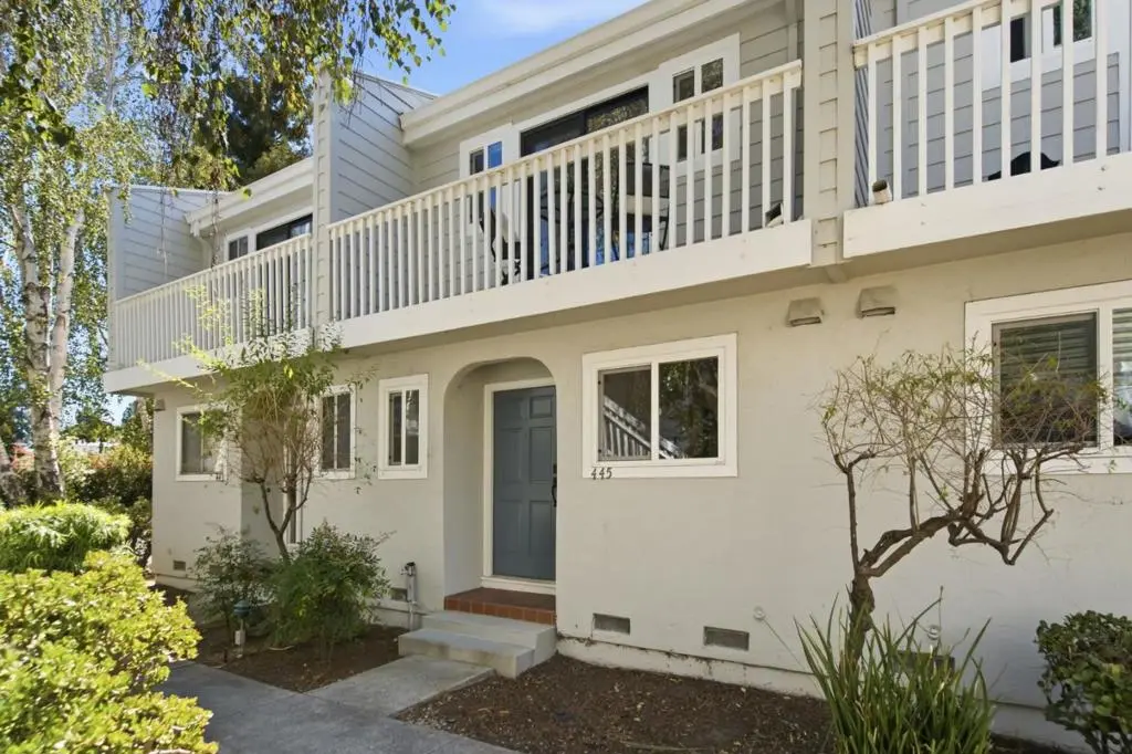 445 Oak Avenue, Redwood City, CA — listing photo 1