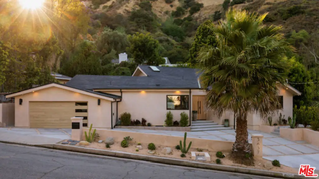 Residential Lease for rent at 3637 Loadstone Drive, Los Angeles, Los Angeles County, CA featuring 4 beds and 4 baths