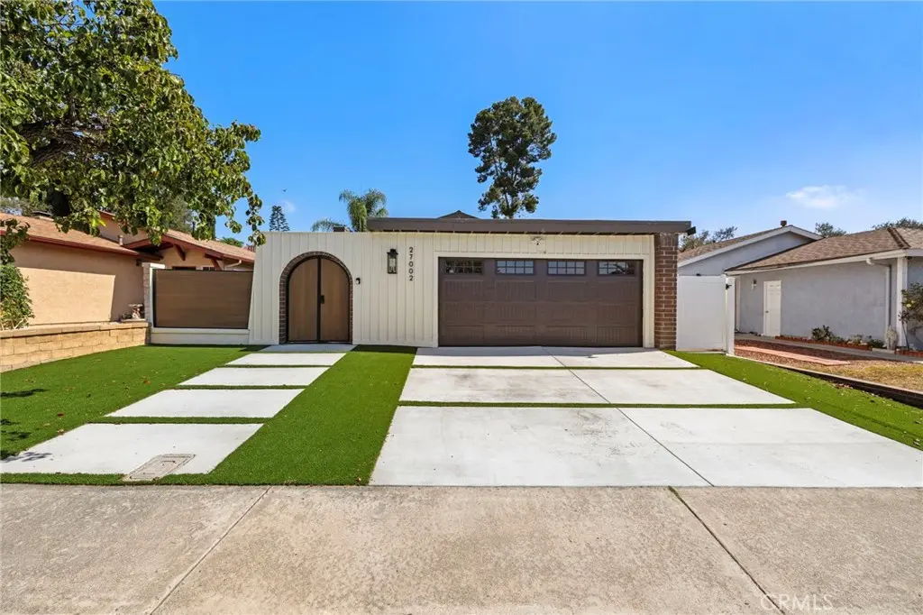 27002 El Retiro, Mission Viejo, CA — listing photo 1