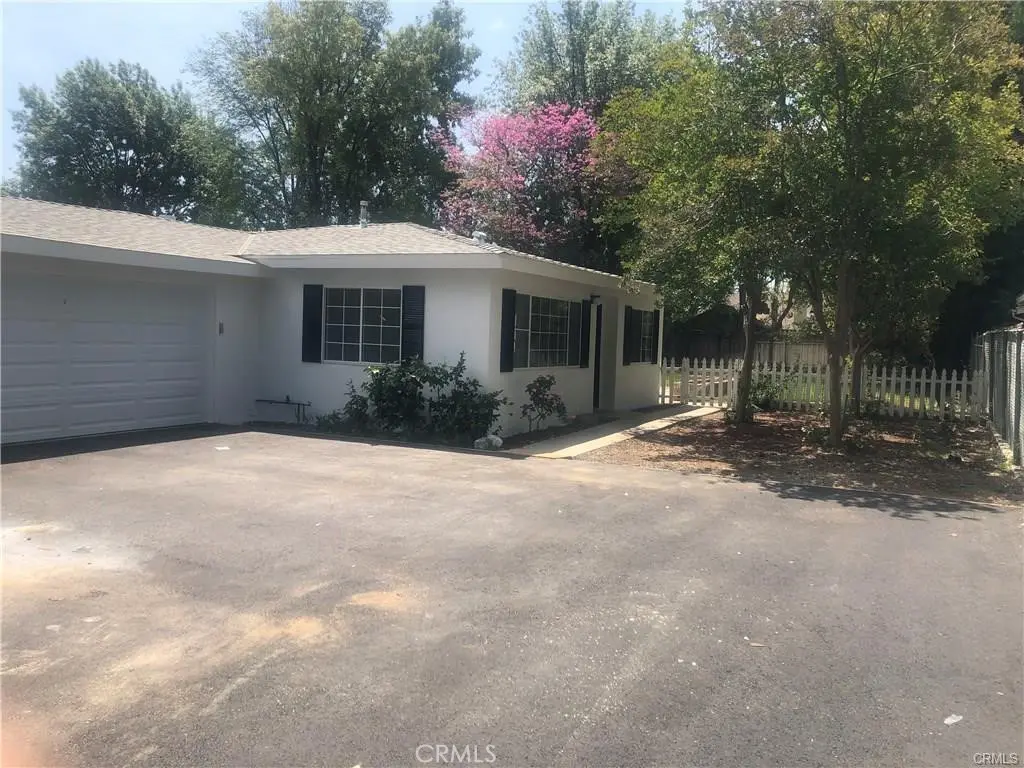 23144 Dolorosa, Woodland Hills, CA — listing photo 1