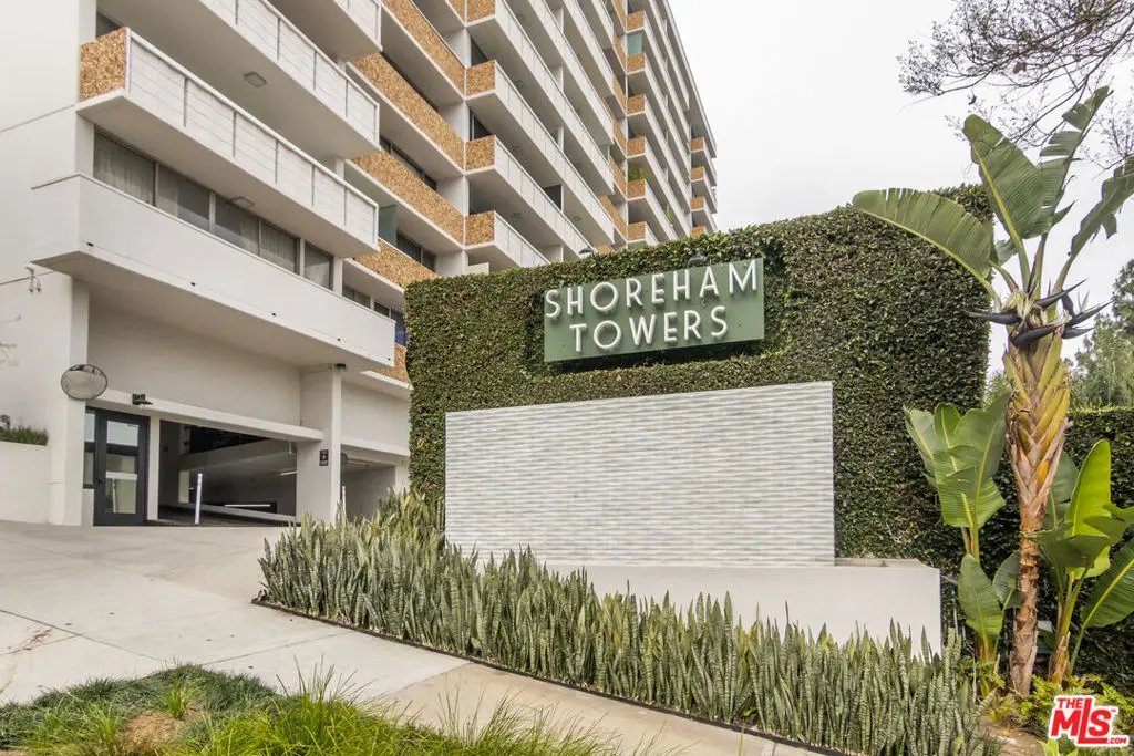Residential Lease for rent at 8787 Shoreham Drive 903, West Hollywood, Los Angeles County, CA featuring 1 bed and 1 bath