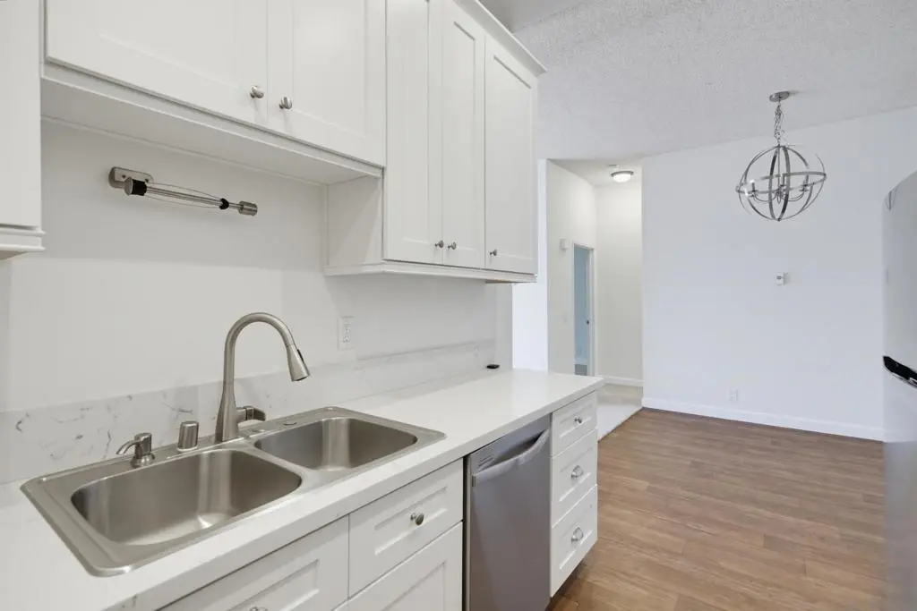 8310 Regents Rd 2A, San Diego, CA — listing photo 1