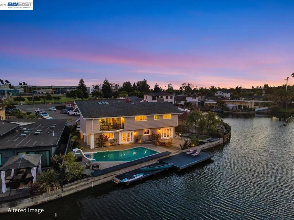 Single Family Residence for sale at 612 Fortress Isle, Alameda, CA featuring 5 beds and 5 baths