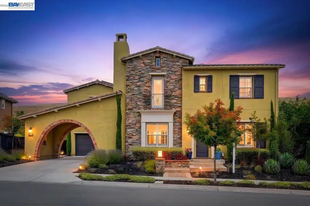 Single Family Residence for sale at 5194 Bengali St, Danville, CA featuring 5 beds and 4 baths