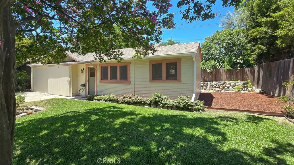 Residential Lease for rent at 901 N Indian Hill Boulevard, Claremont, Los Angeles County, CA and 1 bath