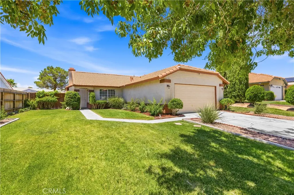 3665 Fernwood, Rosamond, CA — listing photo 1