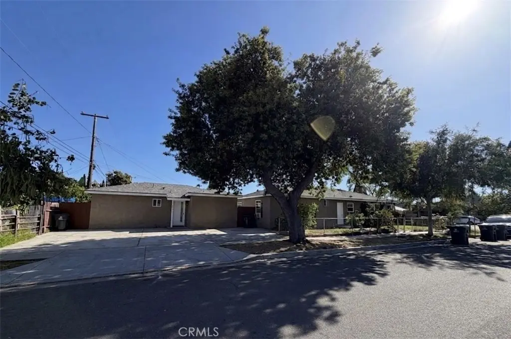 1621 S Diamond, Santa Ana, CA — listing photo 1