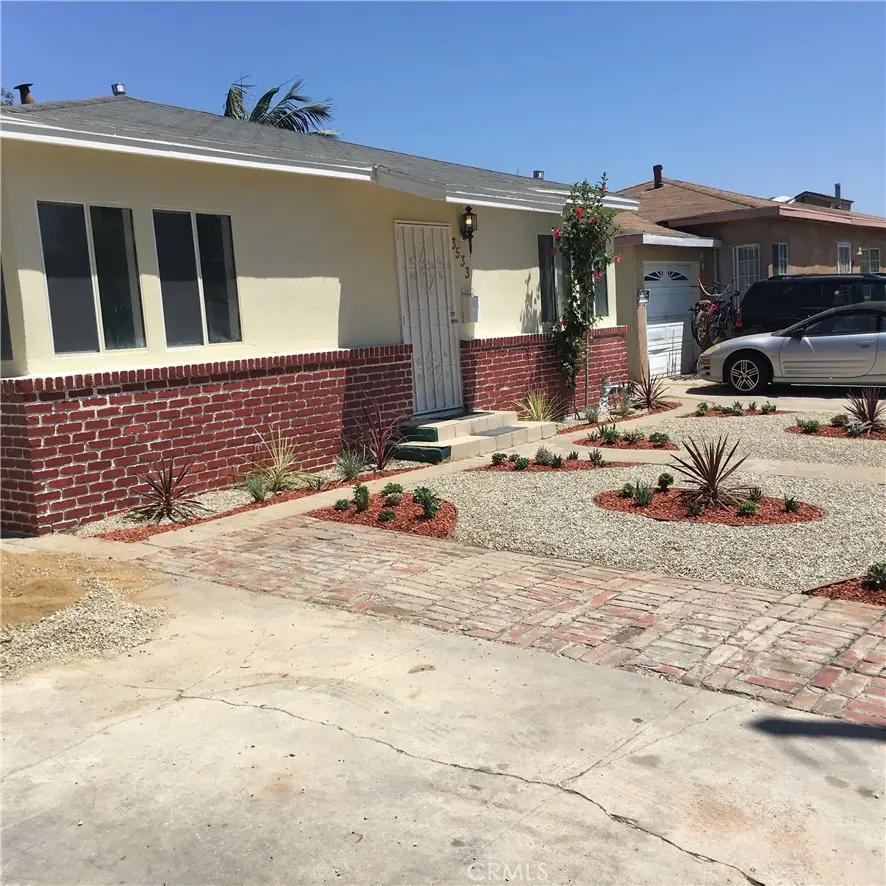 Residential Lease for rent at 3533 116TH, Inglewood, Los Angeles County, CA featuring 3 beds and 1 bath