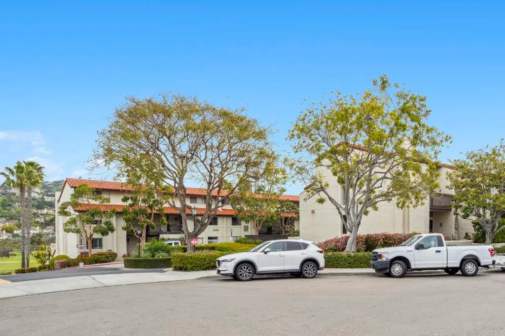 Condominium for rent at 2508 Navarra Drive 402, Carlsbad, CA featuring 2 beds and 2 baths