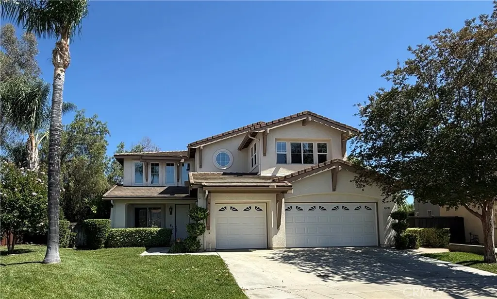 Single Family Residence for sale at 32493 Palacio, Temecula, CA featuring 4 beds and 3 baths