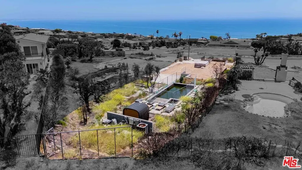18301 Clifftop Way, Malibu, CA — listing photo 1