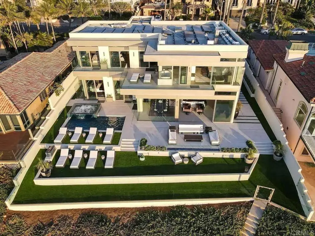 Single Family Residence for rent at 6436 Camino De La Costa, La Jolla, CA featuring 5 beds and 10 baths