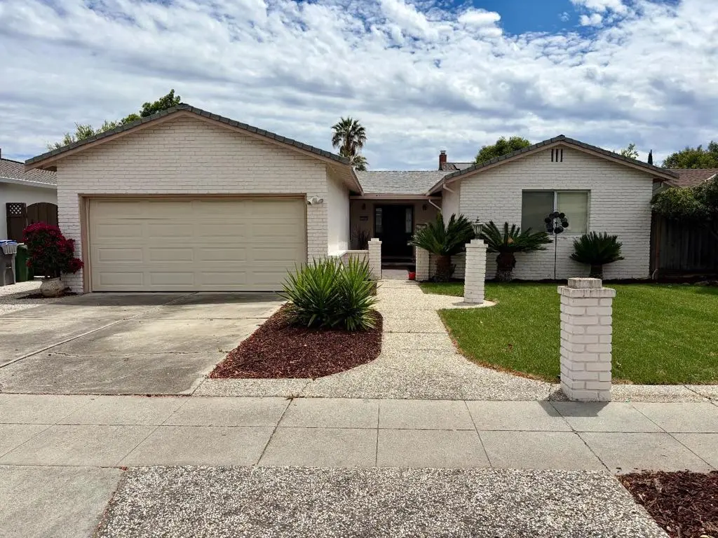 Single Family Residence for sale at 5988 Indian Avenue, San Jose, CA featuring 3 beds and 2 baths