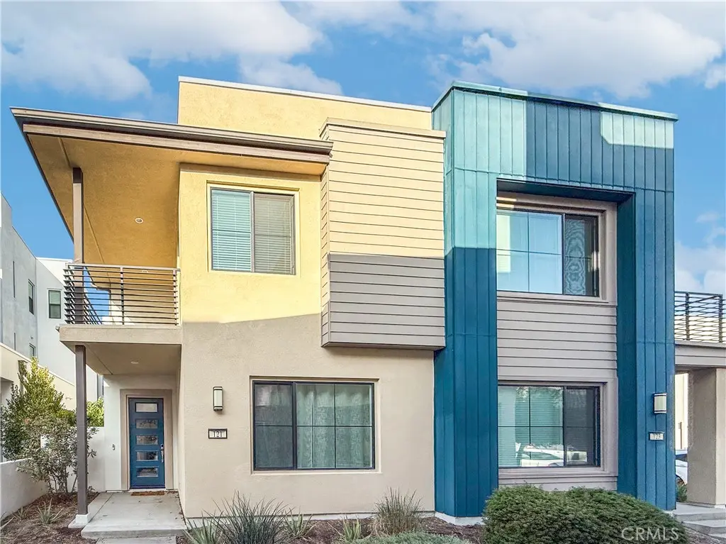 Single Family Residence for sale at 121 Novel, Irvine, CA featuring 4 beds and 3 baths
