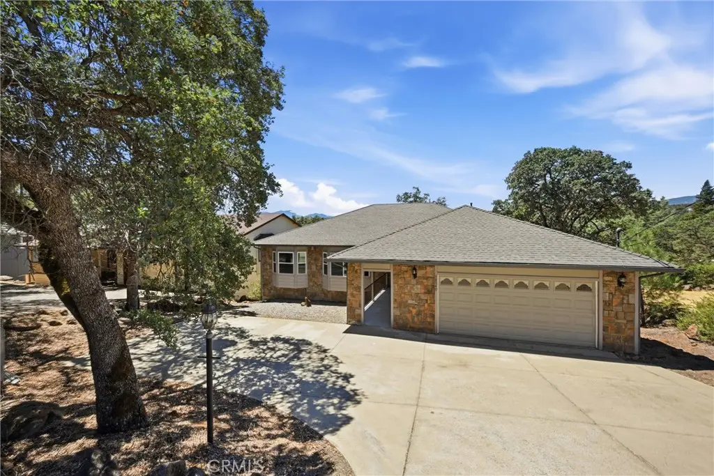 18649 Deer Hill, Hidden Valley Lake, CA — listing photo 1