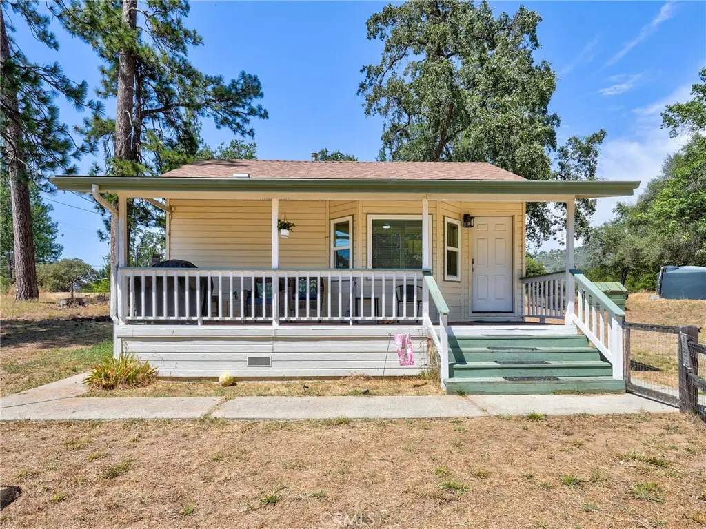 38209 Wortham Road, Oakhurst, CA — listing photo 1