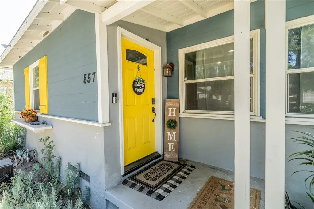 Single Family Residence for sale at 857 W 25th Street, San Bernardino, CA featuring 3 beds and 2 baths